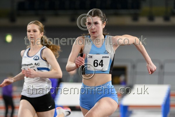 Age26SAT-926402 - Track Female Set One