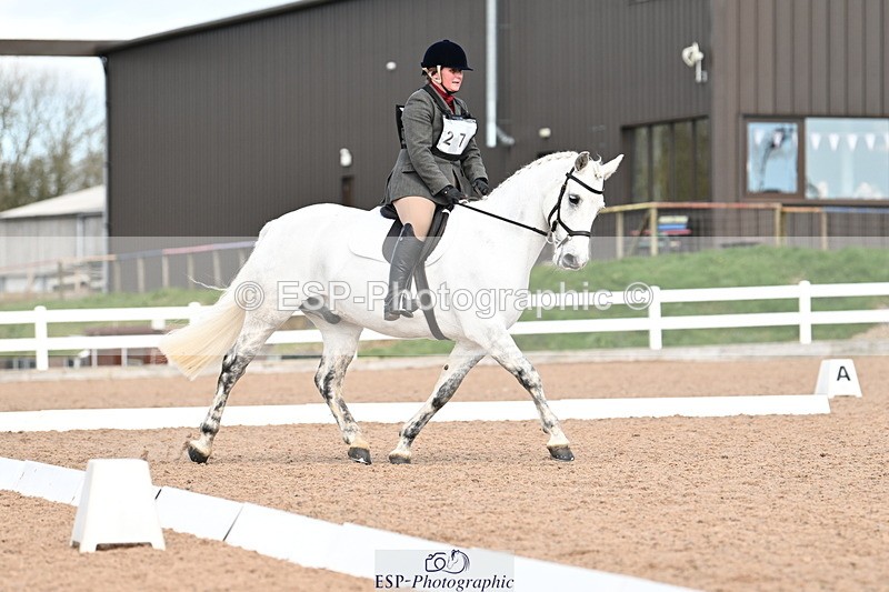 240324A-123347-02647 - Novice 27, 12.30 to 13.50