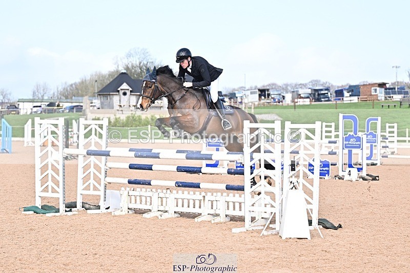 260225-130212-00360 - Cls 4 Newcomers and 1.10m