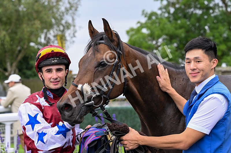290826-Race 3-Fans Favourite-6544 - Race 3 2.55pm Dearing Plastics Celebrating 40 Years Handicap