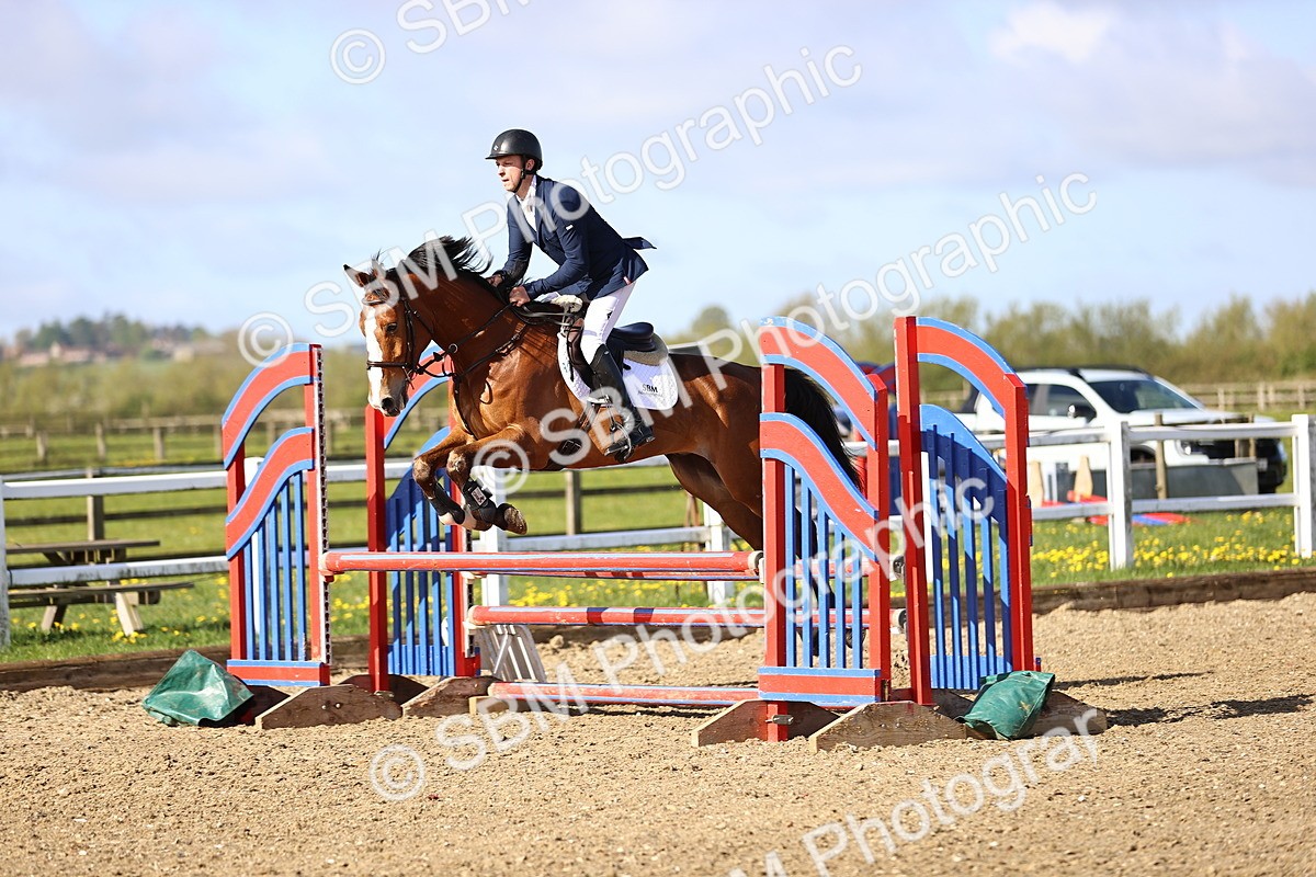 SBM_002975 - Class 14 - Clear Round
