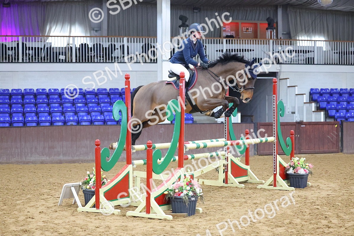 SBM_008573 - Class 21 - Nupafeed Supplements Senior Discovery/ 1m Open - First Round (1.00m)