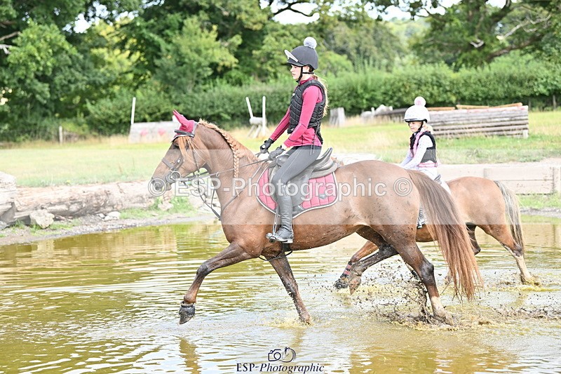 250821B-105616-00259 - Group C - Laraine