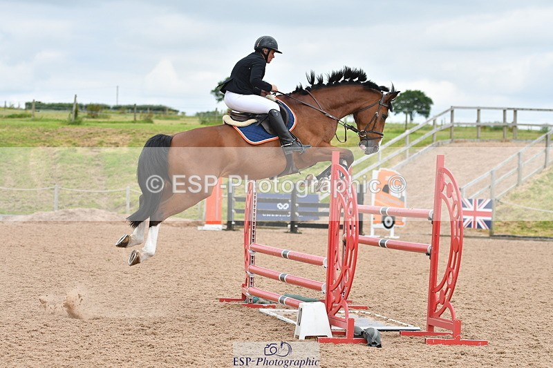 240609A-142727-06169 - Cls 19 Snr Foxhunter and 1.20m Open