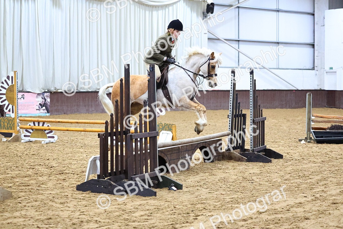 SBM_003077 - Class 35 - 60cm Training Stakes