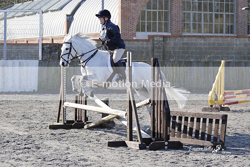 _EST0135 - Bourne Valley Riding Club Winter Showjumping 27/03/22