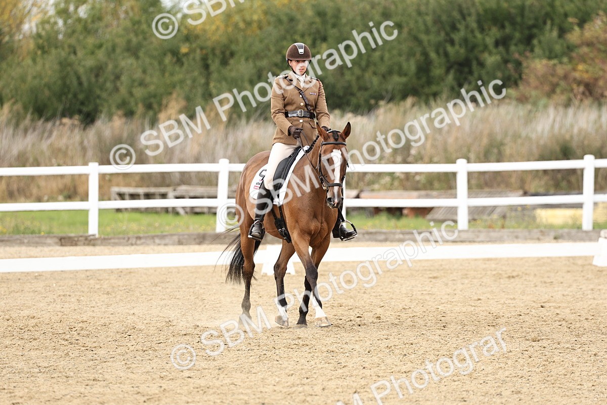 SBM_013228 - Class 3 - Novice 4 - 11.43-12.25