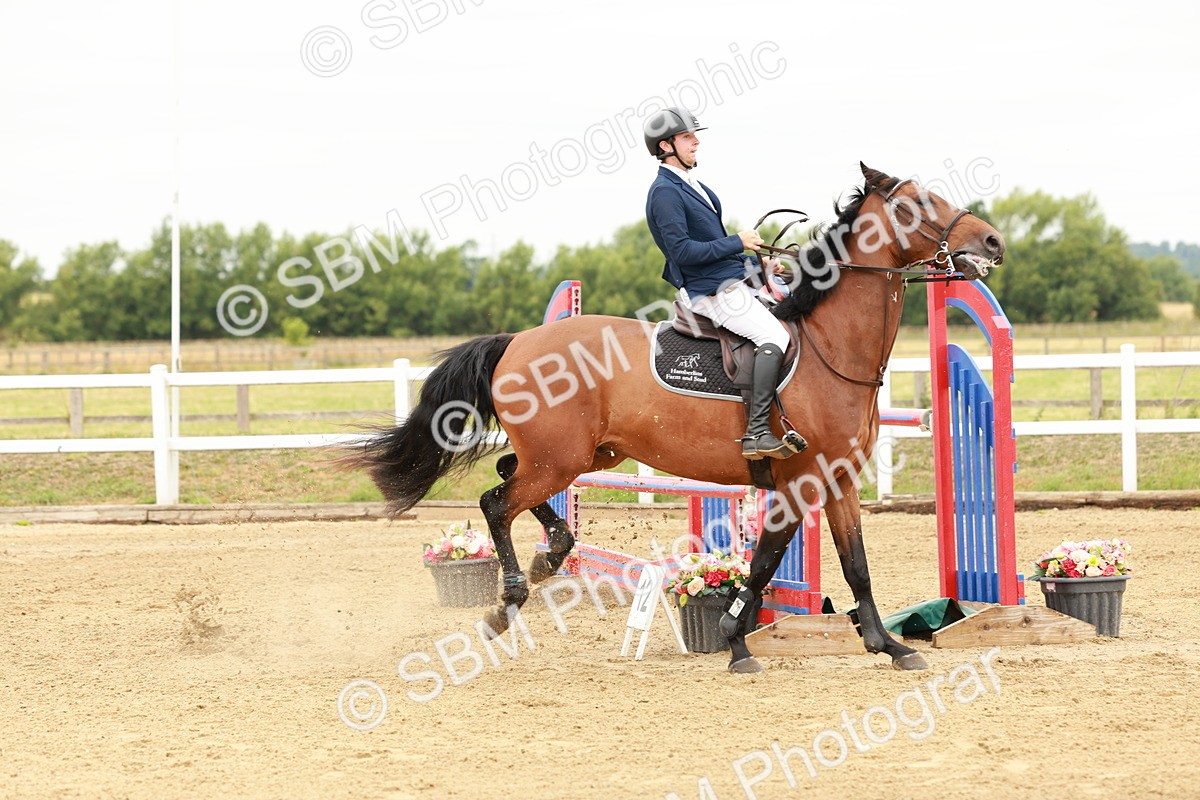 SBM_016668 - Class 20 - Senior Newcomers - 1.10m