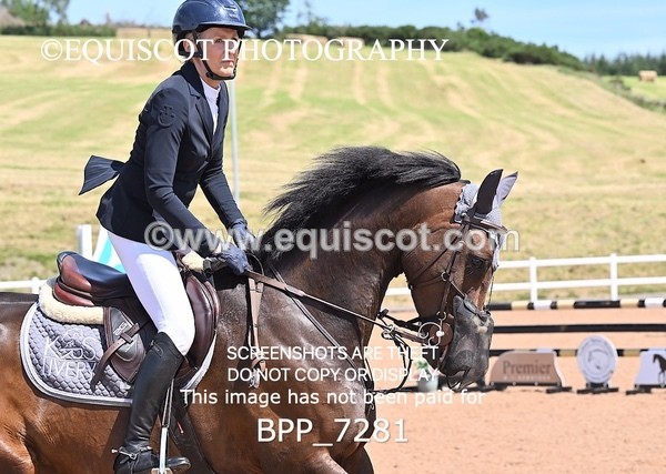 BPP_7281 - CLASS 14 FRI Nupafeeds Senior Dicovery/1m open