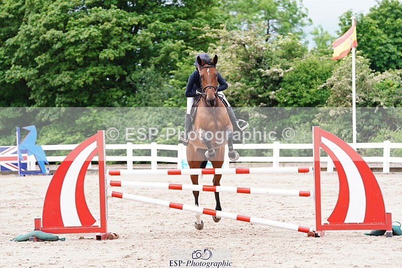250524-115618-06476 - Cls 21 A&B Snr Disco & 1.00m Open
