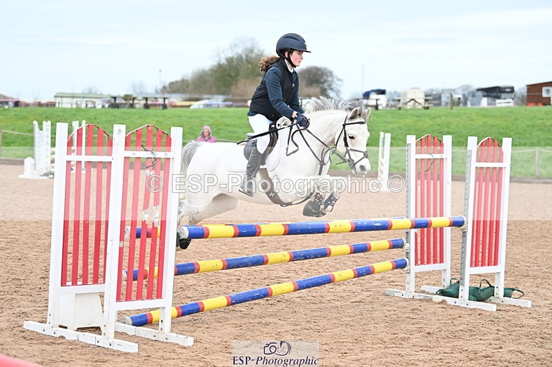 231203A-134243-01443 - Cls 23 Stepping Stones 128cm & 138cm