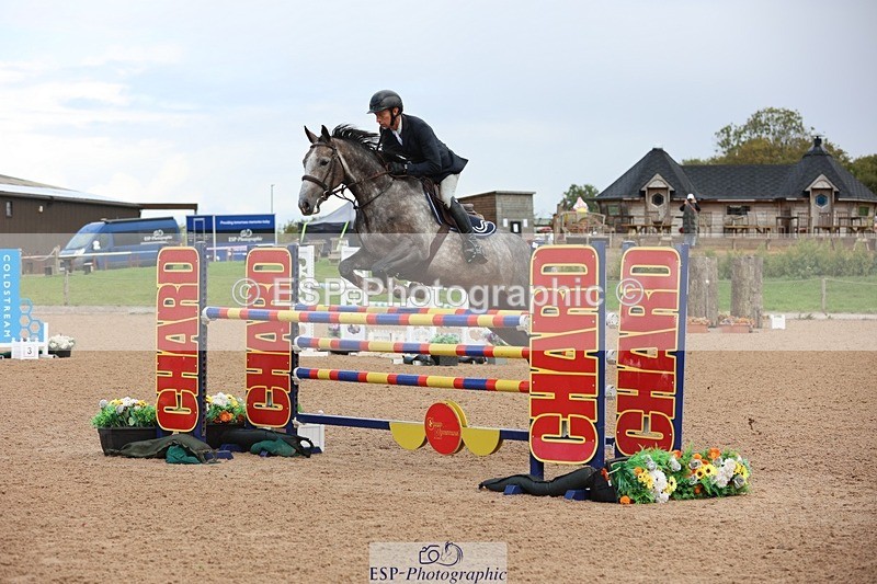 250911-124259-01532 - Cls 3 Snr Foxhunter