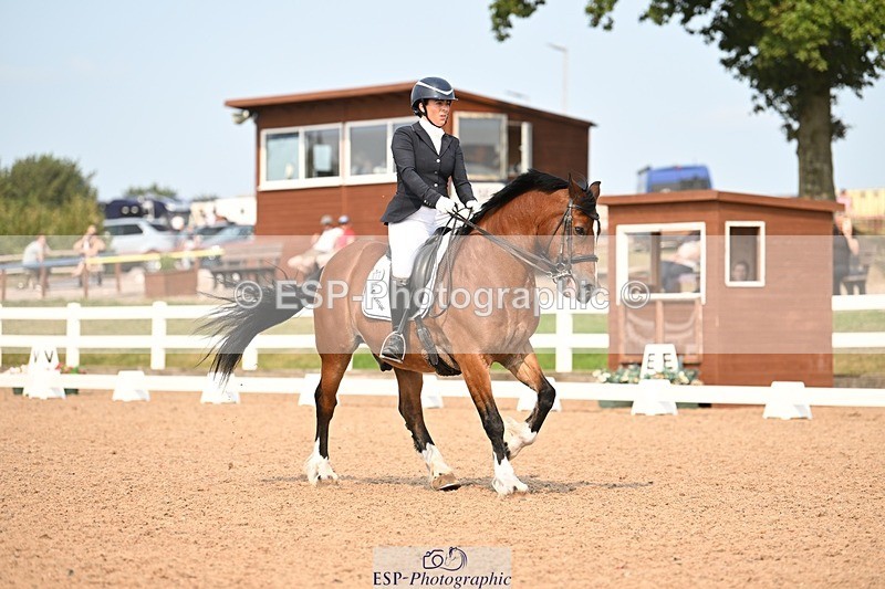 250816-155059-06270 - 030-Jane.HendyCefnbangor.Rob.Roy