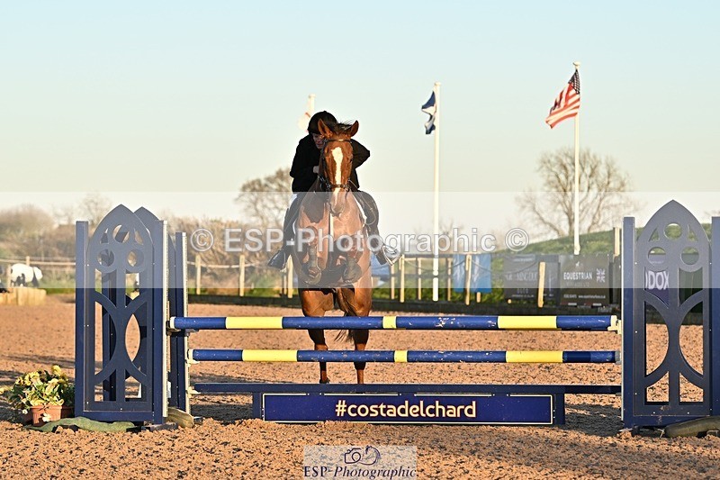 250401-190731-00891 - 90cm Classes