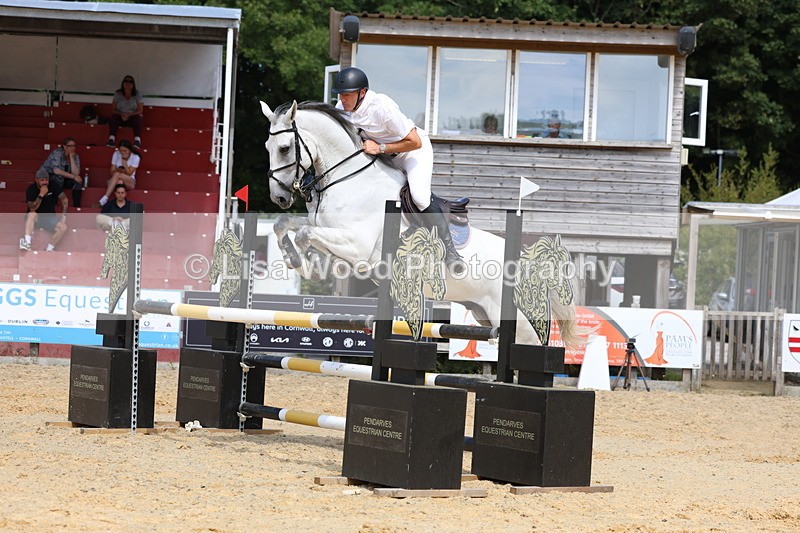 3E7A1756 - Class 8: Senior Newcomers/1.10m open
