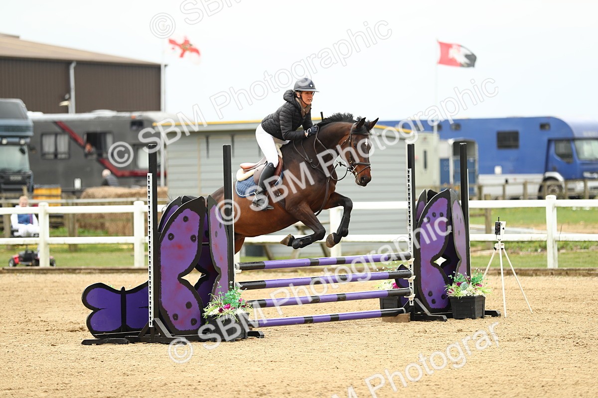 SBM_000101 - Class 1 - Clear Round - 80cm