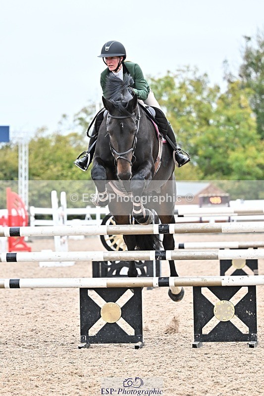 251015-152126-00881 - Cls 6 Foxhunter and 1.20m Open