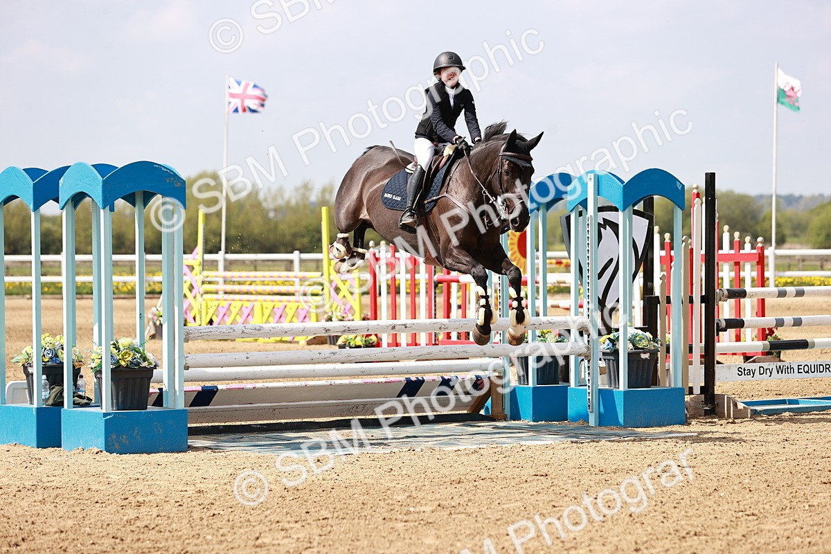  - Class 24 - Senior Newcomers - 1.10m