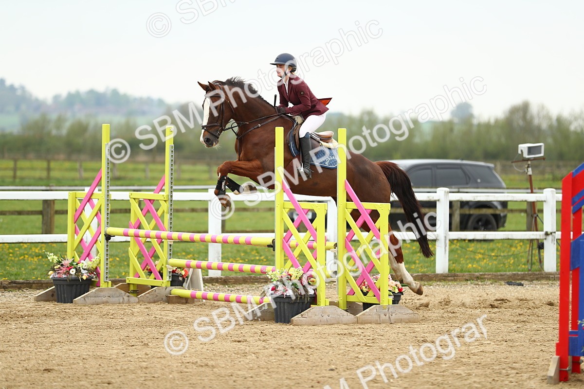 SBM_000373 - Class 2 - Senior British Novice 90cm