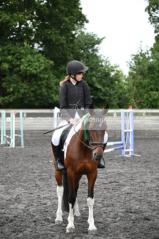 WJ6_0321 - Class 13 Novice 60cm