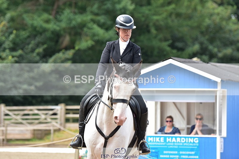 250719A-114352-05275 - 140-Paula.Tippett-Top.Hat.n.Tails