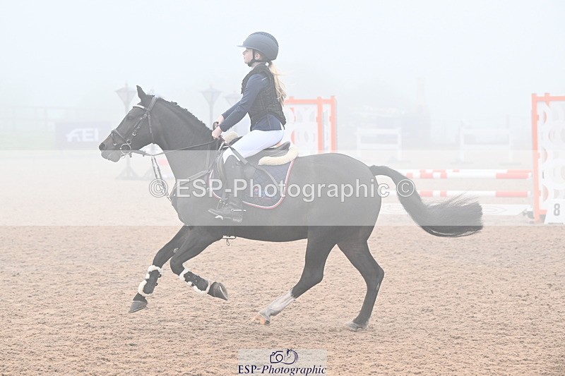 240907A-092417-00102 - Cls 1 Pony Intro 70cm