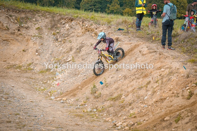 DSCF0295 - Ripon MC Trial 27/09- kids