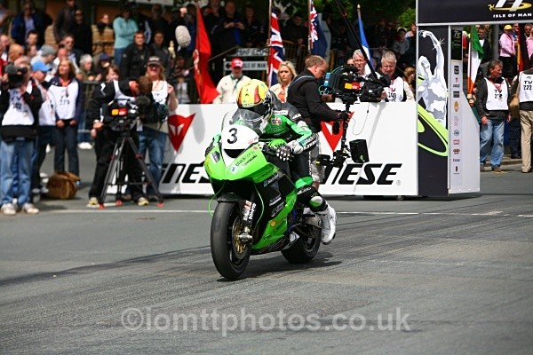  - Senior Race - TT 2010