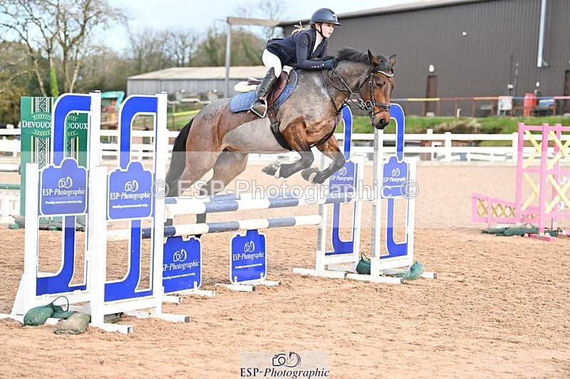 241117X-101708-03622 - Cls 09s Pony intro 90cm
