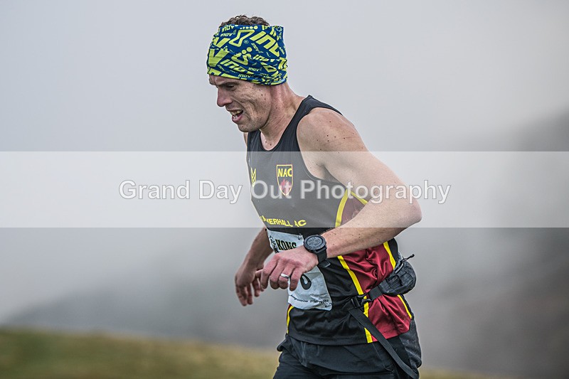 Sale-40 - Sale Fell Race Saturday 22nd November 2025