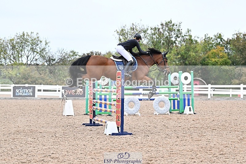 251015-153238-00916 - Cls 6 Foxhunter and 1.20m Open