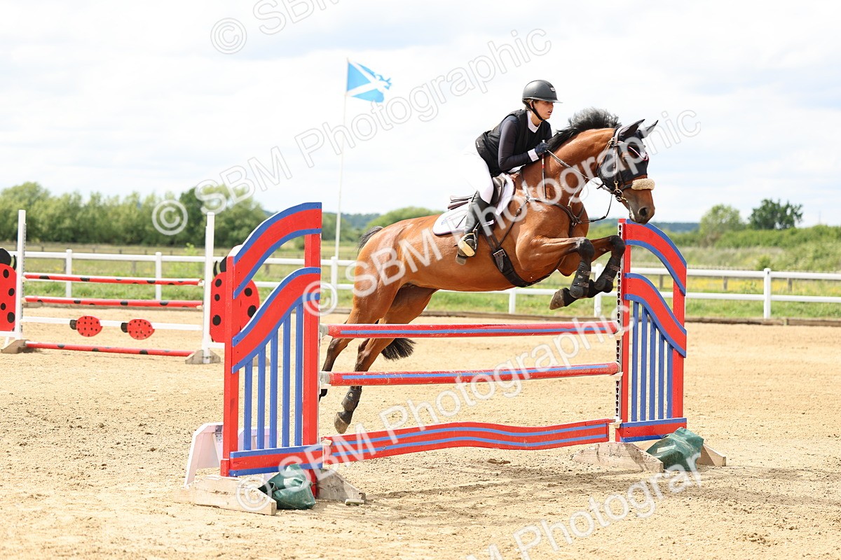 SBM_006123 - Class 19 - Senior Newcomers - 1.10m