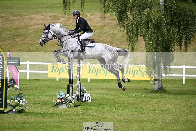 240711-115721-26784 - Cls 117 HOYS Grade C Quali 1.35m