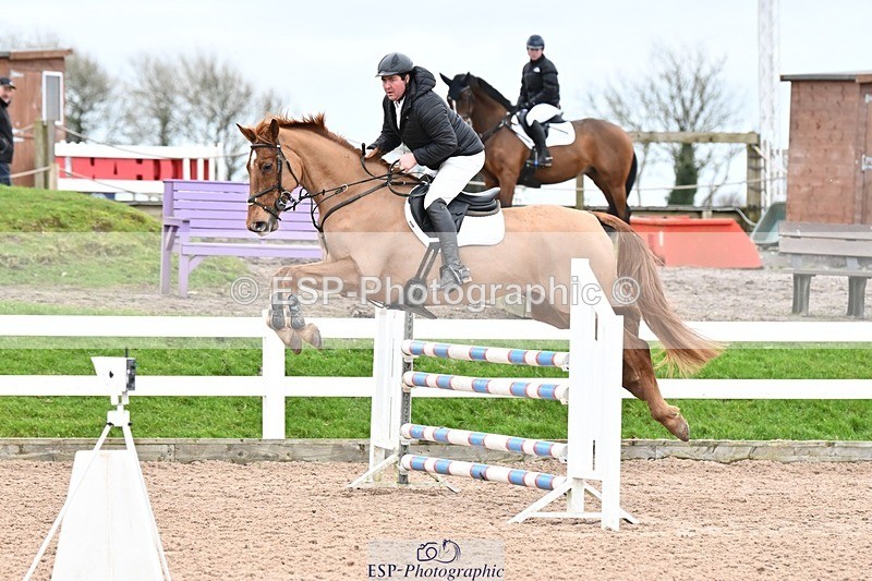 250112-124254-01263 - Cls 20 Newcomers and 1.10m Open