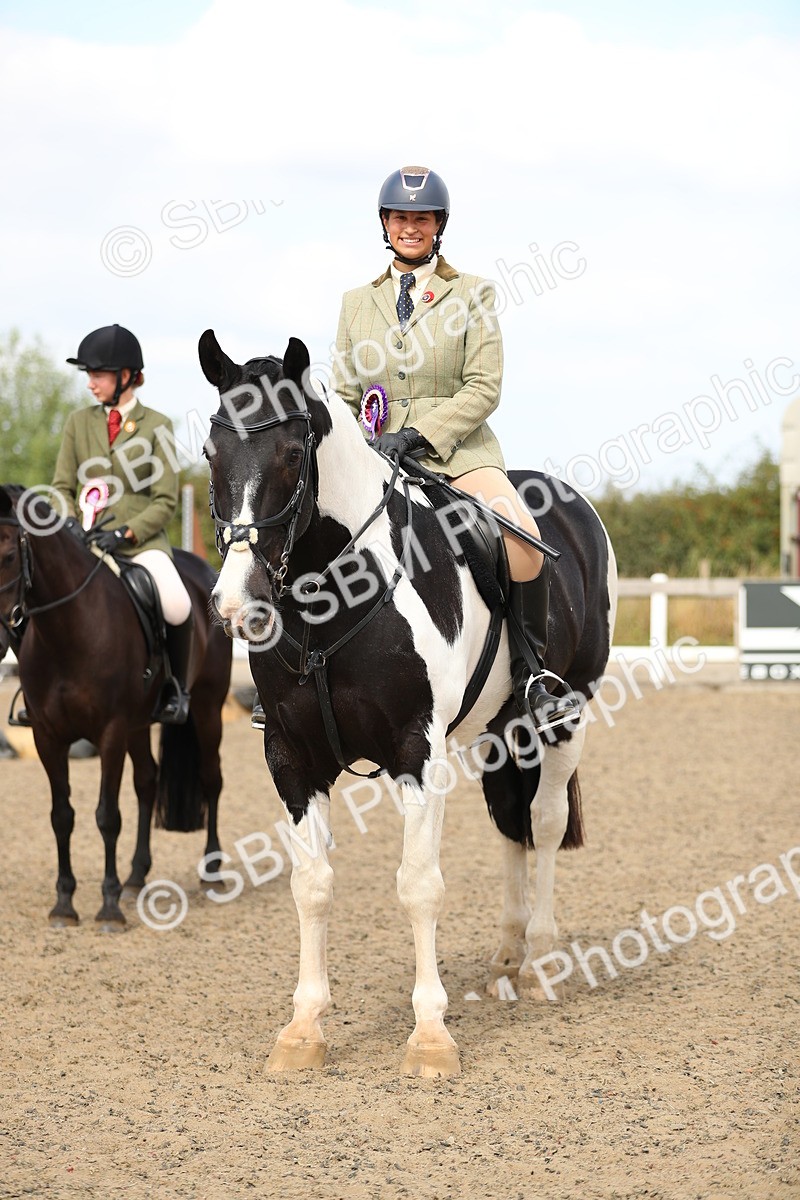 SBM_05695 - Class 48a Style & Performance 70cm (15-19)