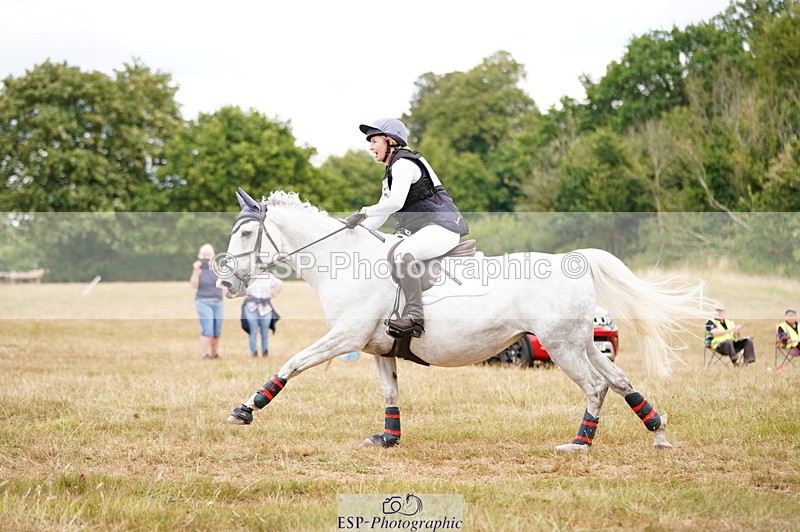 250802A-144718-05509 - D-157-Caitlin.Wright-BEAU.CRUISING.CLOVER