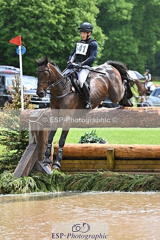 240526-131556-22769 - 541-FRIENDSHIP_VDL-Aaron_Millar