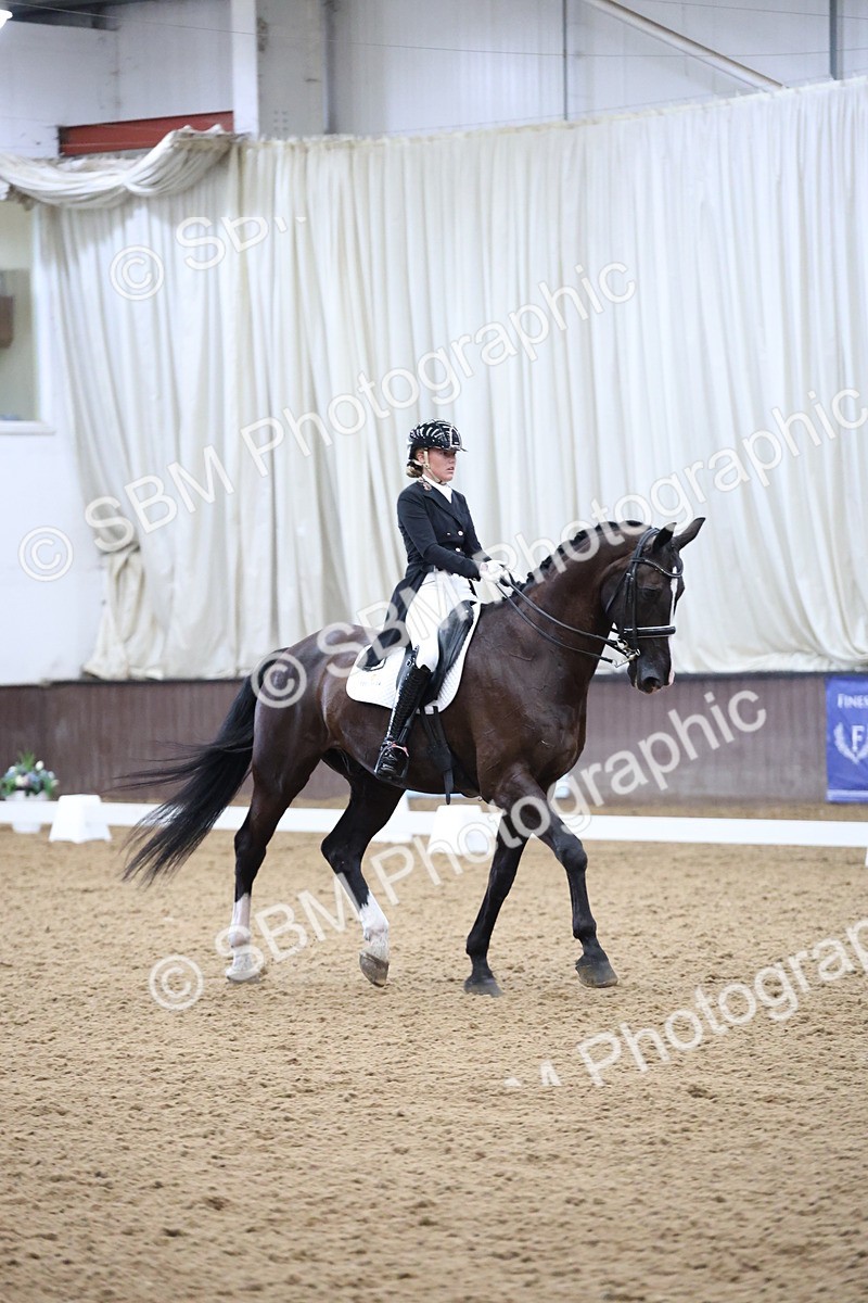 SBM_004693 - Class 9 - FEI Inter 1 Gold - 16.59-17.47