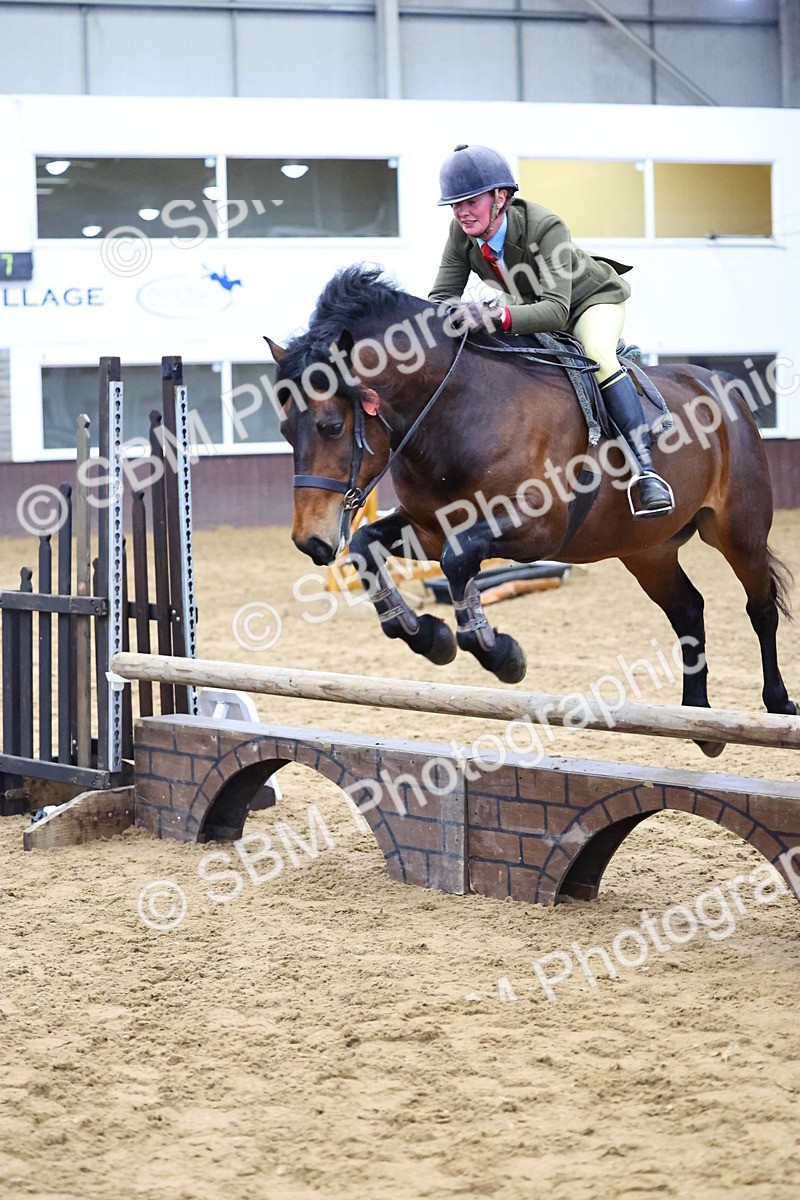 SBM_005051 - Class 41 - Not exceeding 143cms