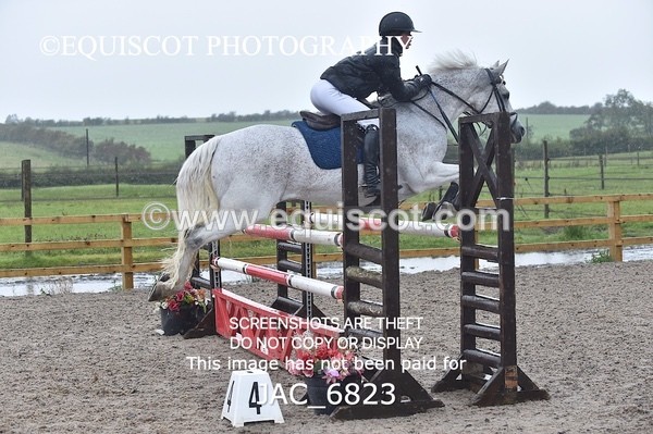 JAC_6823 - CLASS 19 SUN Pony Foxhunter/ 1.10m Open
