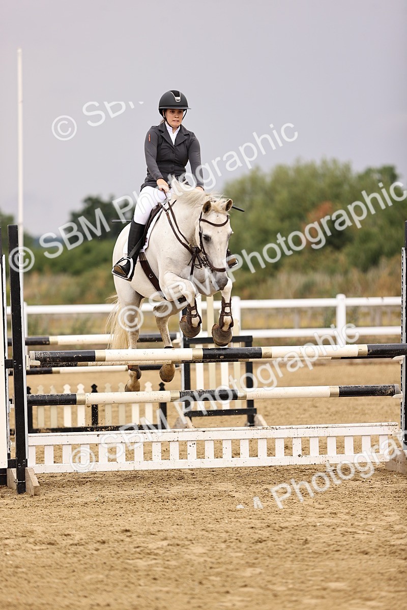 SBM_026292 - Class 12 - Amateur Championship Qualifier 1.05m