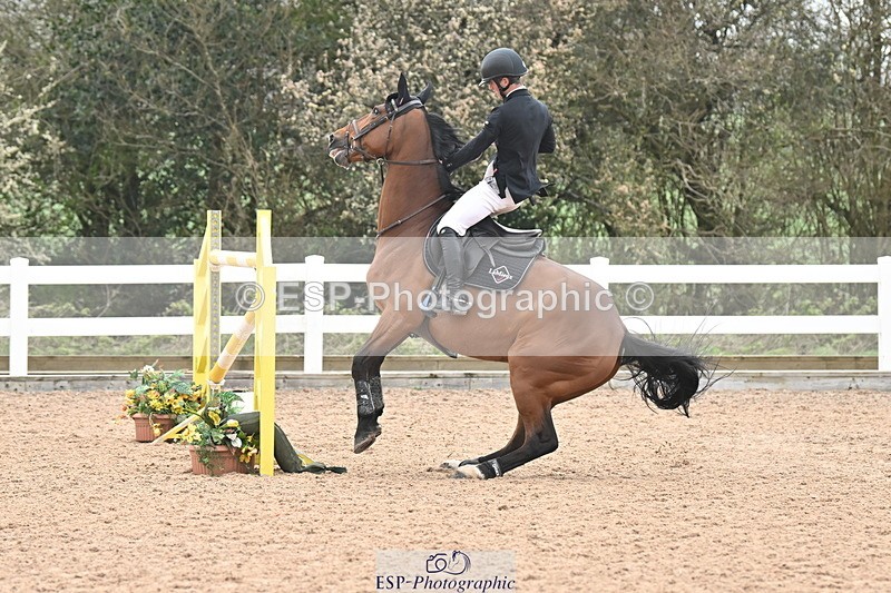 240406A-153621-04177 - Cls 17 National 1.30m Open