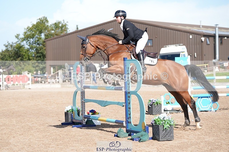 250913-105915-06289 - Cls 14 Snr Newcomers