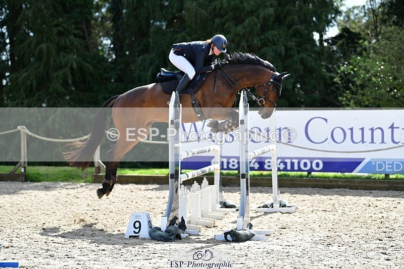 240324-120428-02441 - Cls 9 Snr 1.05m Open