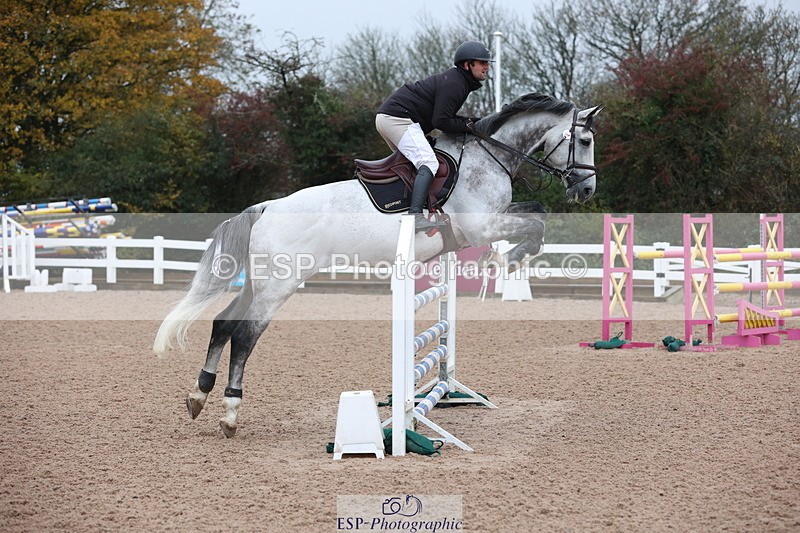 231112A-133602-04545 - Cls 20 Newcomers & 1.10m Open