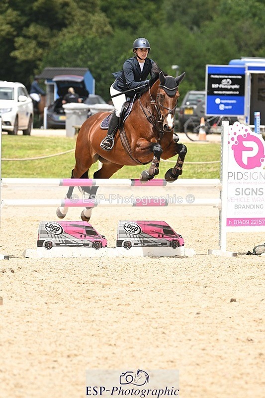 240704-131435-03427 - Cls 7 95cm Amateur Qualifier