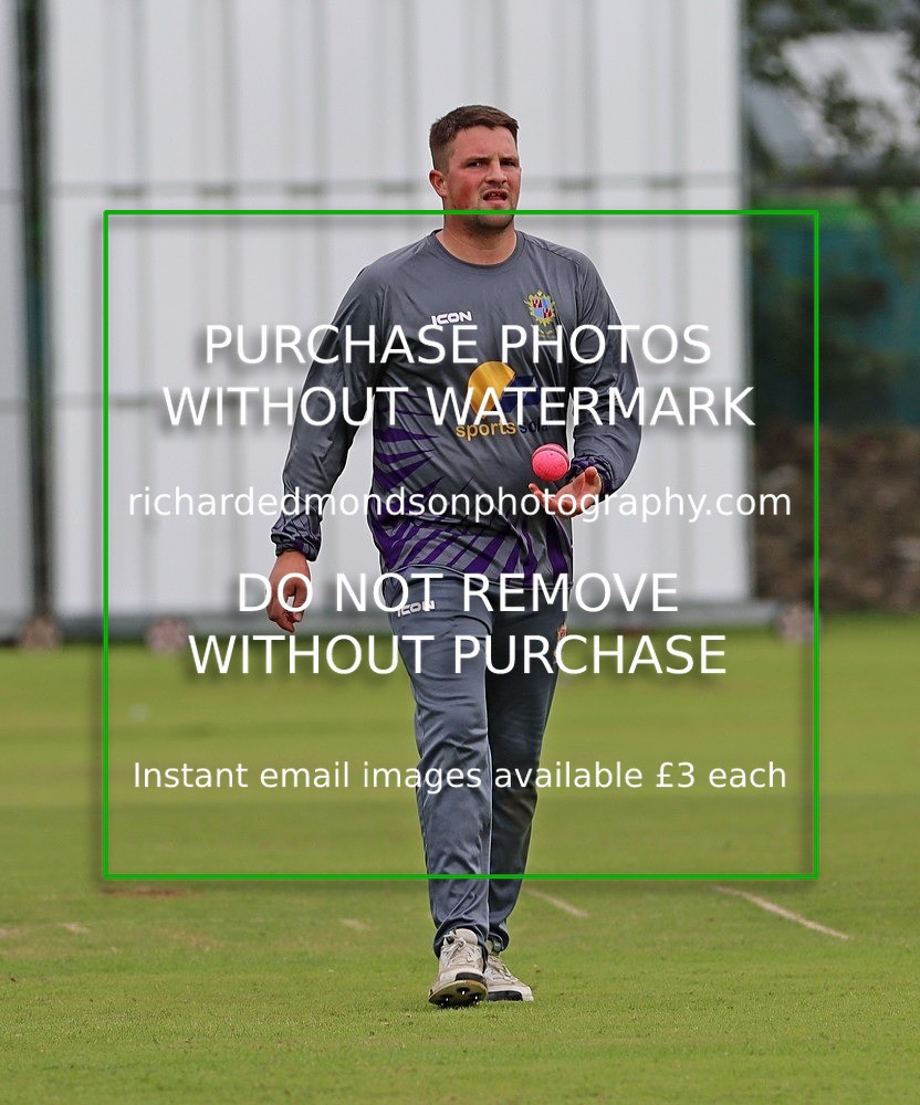 IMG_3531 - Kendal vs Longridge 40 Over Cup 1/4 Final (4/8/24)