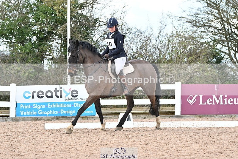 240324A-130439-02474 - Novice 28, 13.00 to 14.00