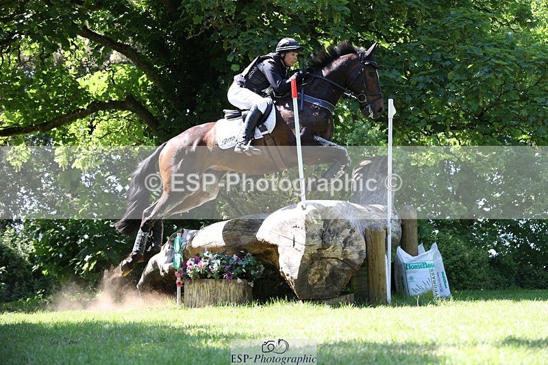 230527-151512-10469 - 353-THE_RIPPER-Bundy_Philpott-XC