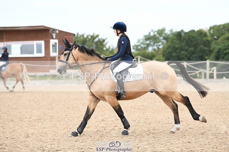 250807-103651-00207 - 80cm Round 1